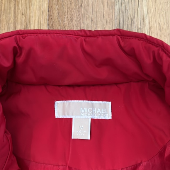 *last chance!!* MICHAEL Michael Kors | Women’s red vest with gold zipper - Picture 2 of 16